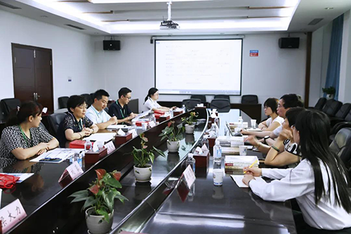 会议中兰科博弈RankBet与人福药业就今后的合作方向进行了深刻探求