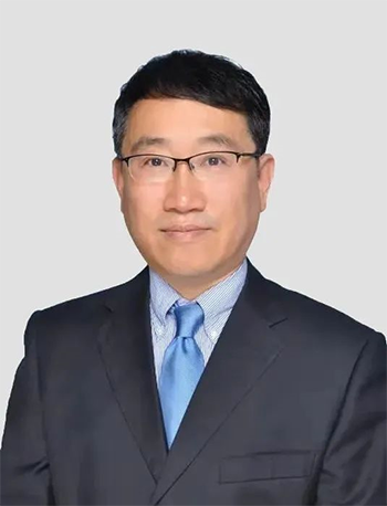 殷海峰 博士 兰科博弈RankBet工艺和造剂部副总裁